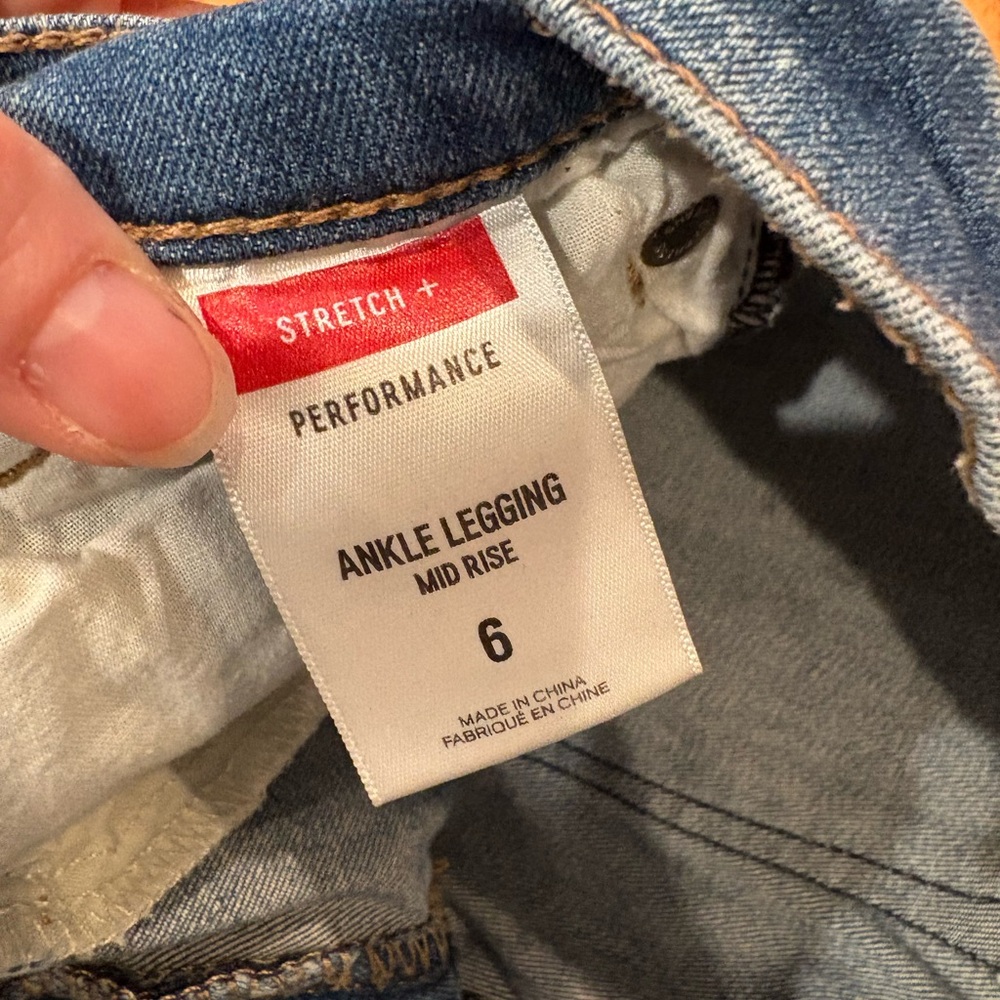 Express Stretch+ Performance Distressed Ankle Leg… - image 3